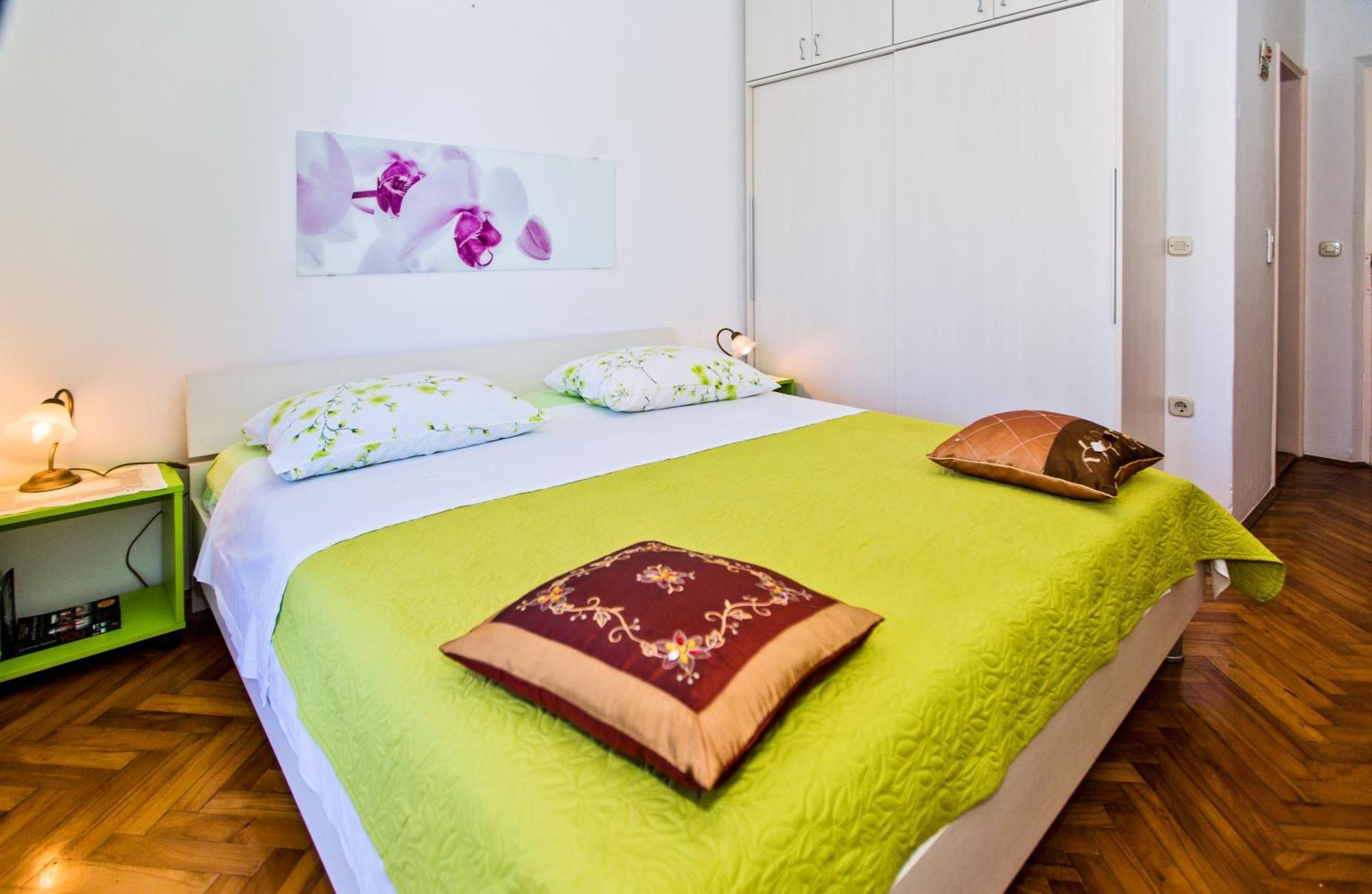 Rooms Barbaric Hvar Town Exterior foto
